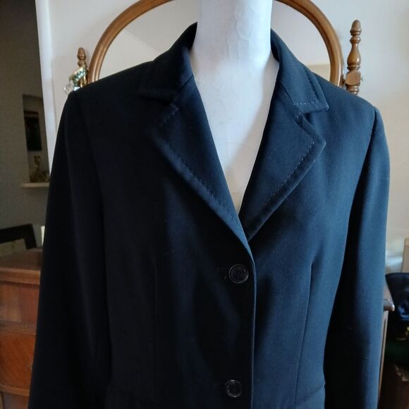 Gallery Macys Black Coat Machine Washable Coat SIZE S - Picture 6 of 15